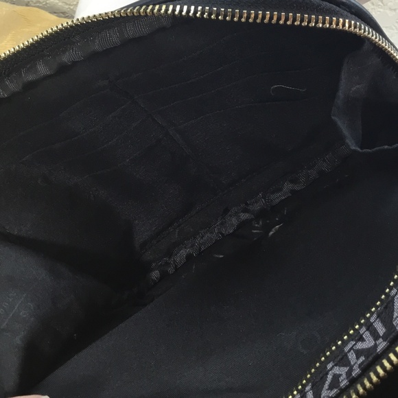 Jones New York Crossbody Bag - Picture 9 of 9